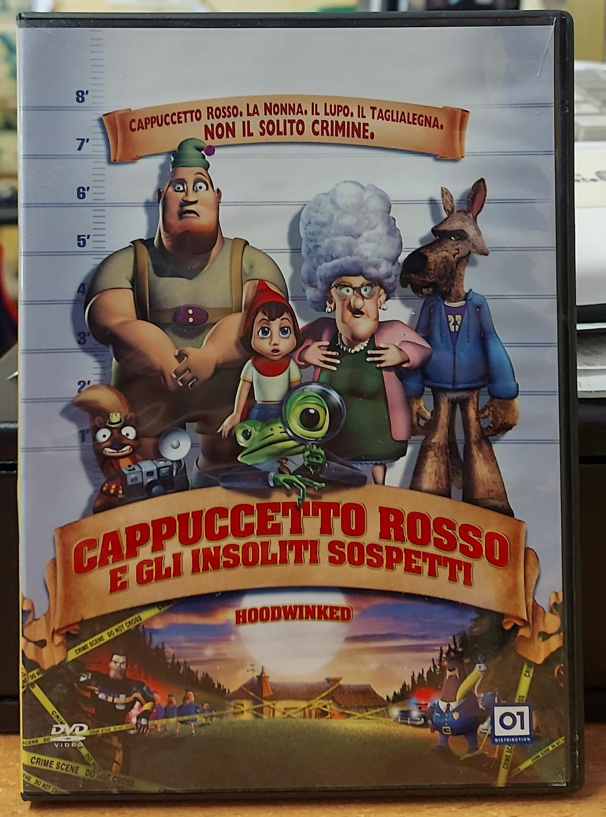 CAPPUCCETTO ROSSO E GLI INSOLITI SOSPETTI