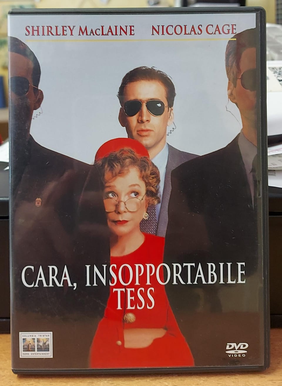 CARA INSOPPORTABILE TESS