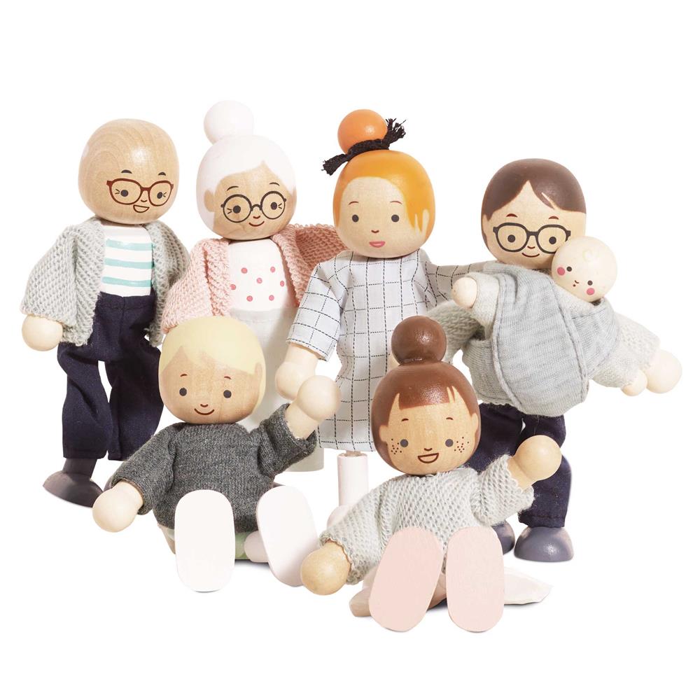 LE TOY VAN SET FAMIGLIA CON 7 PERSONAGGI P053