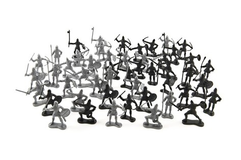 Set cavalieri 6-8 cm in plastica