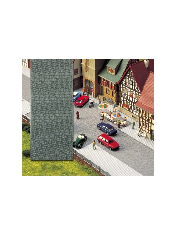 BUSCH 6031 Scala HO Strada lastricata in porfido autoadesiva (mm. 80 x 2000)