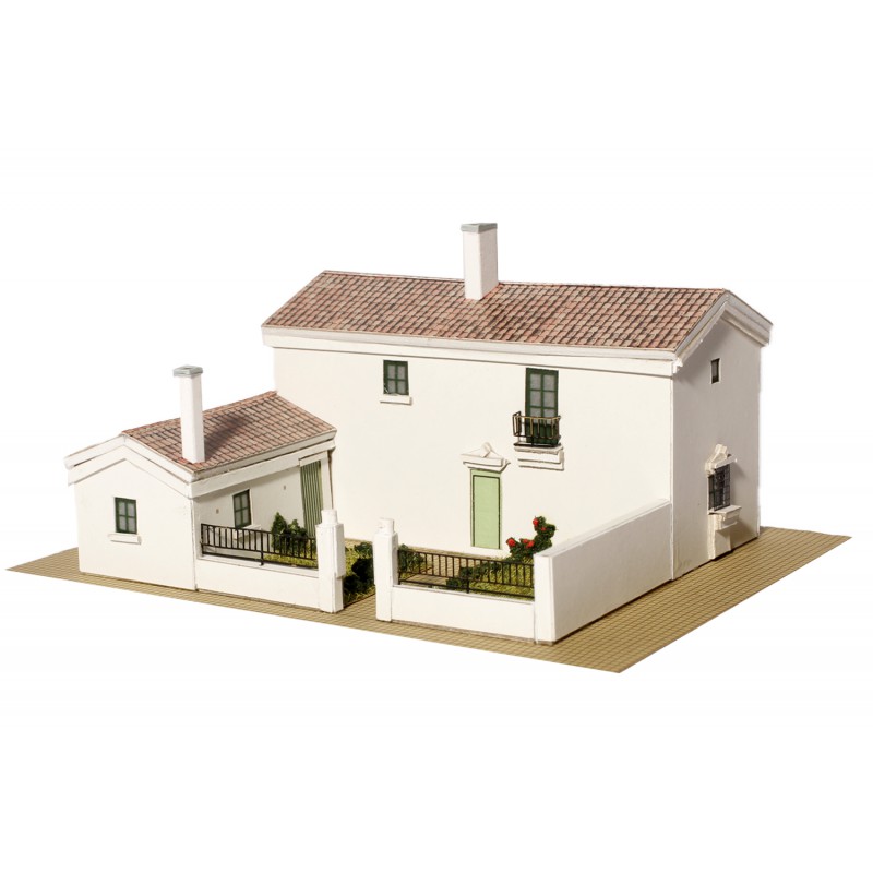 Casa con giardino. ETM N105