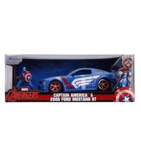 Hollywood Rides - Marvel: Ford Mustang GT del 2006 con Captain America (Scala 1:24)