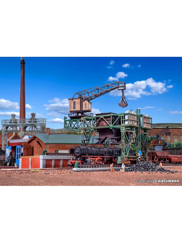 KIBRI 37442 Scala N Impianto di carico carbone: con grù e vasca per carbone