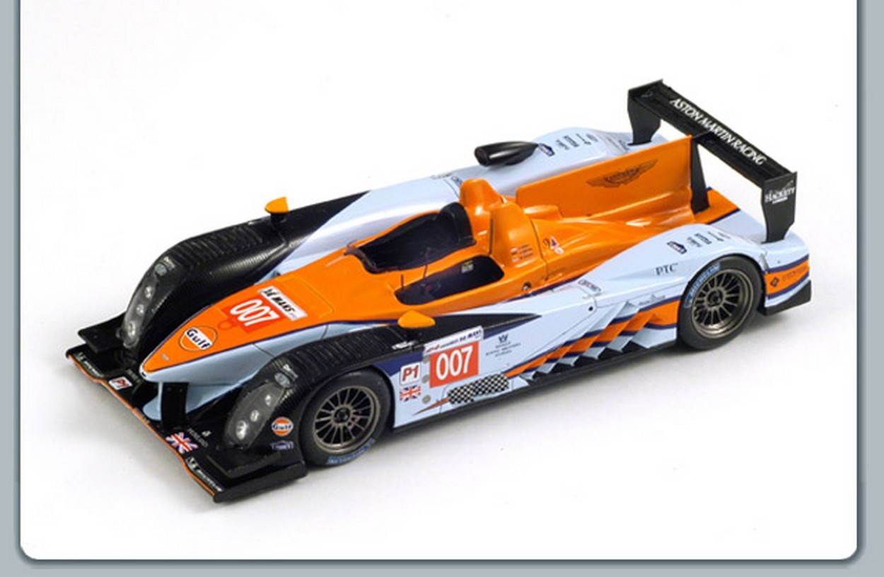 MODELLINO IN SCALA COMPATIBILE CON ASTON MARTIN AMR-ONE N.007 LM 2011 1:43 SPARK MODEL S2536
