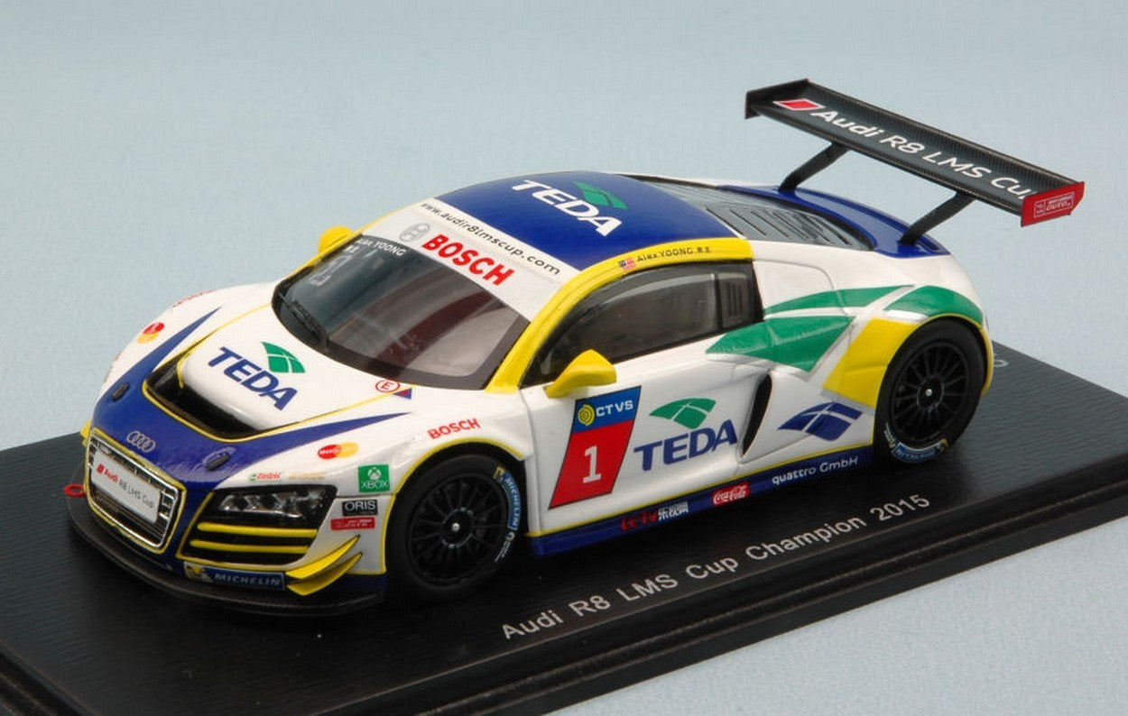MODELLINO IN SCALA COMPATIBILE CON AUDI R8 LMS N.1 CUP CHAMPION 2015 ALEX JOONG 1:43 SPARK MODEL SA085