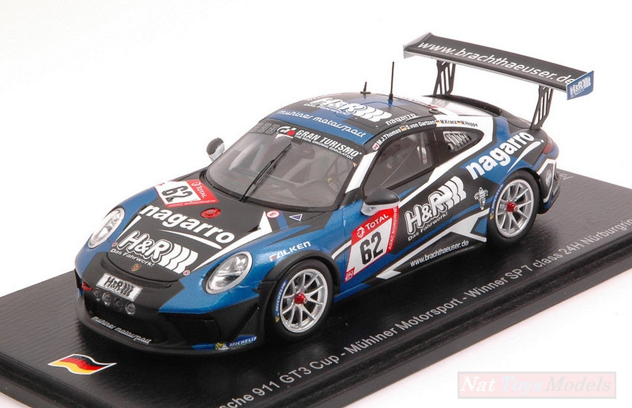 MODELLINO IN SCALA COMPATIBILE CON PORSCHE 911 GT3 N.62 WINNER SP 7 CLASS 24 H NURBURGR.2019 THOMAS-GARTZ.K SPARK MODEL SG531