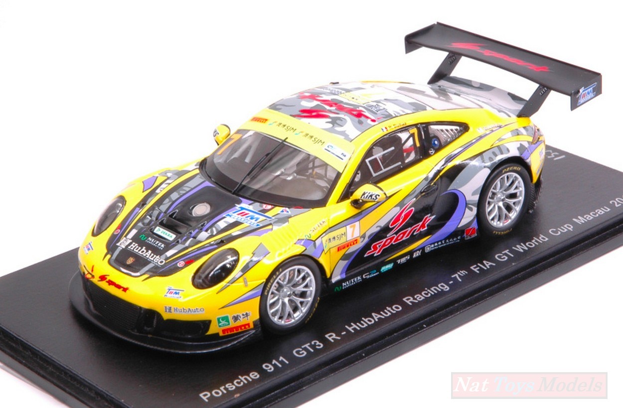 MODELLINO IN SCALA COMPATIBILE CON PORSCHE 911 GT3R (991) N.7 FIA GT WORLD CUP MACAU 2017 R.DUMAS 1:43 SPARK MODEL SA138