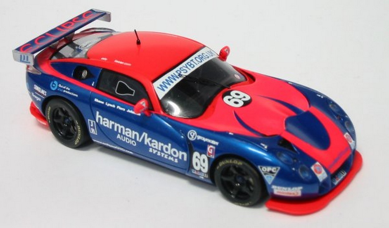 MODELLINO IN SCALA COMPATIBILE CON TVR T 400 R N.69 BRITISH GT 03 1:43 SPARK MODEL SCTR03