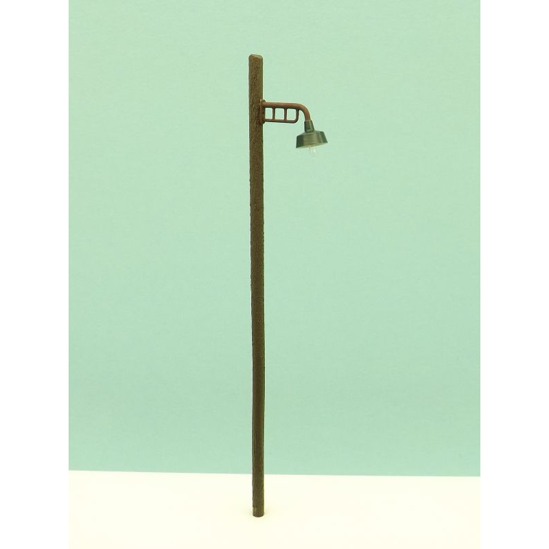 Palo in legno con luce. KLUBA 2757