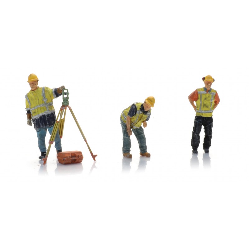 Personale di manutenzione con teodolite. ARTITEC 5870038