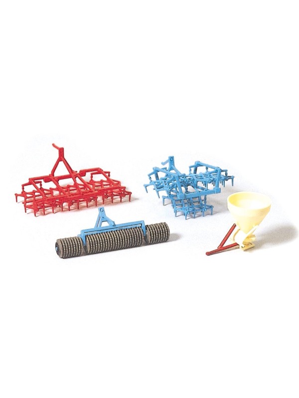 PREISER 17919 Scala HO Attrezzi agricoli (in kit da costruire)