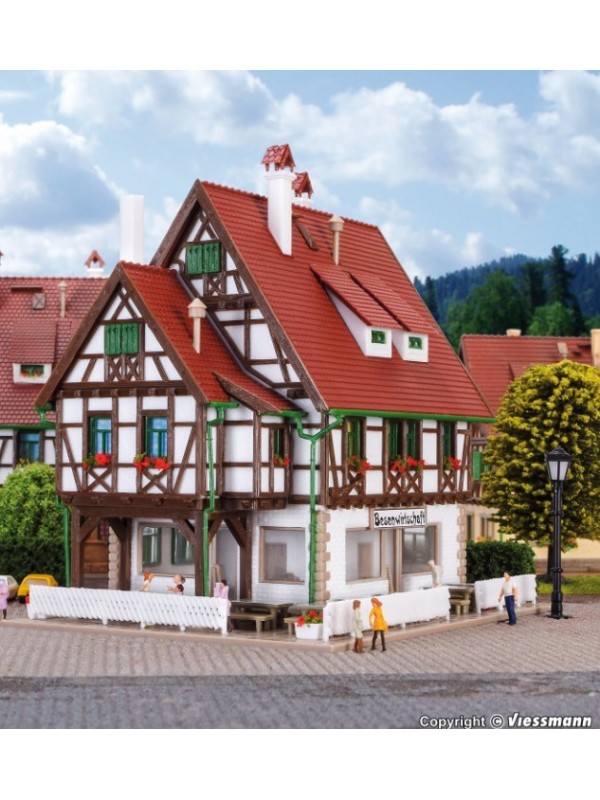 VOLLMER 47737 Scala N Serie con intelaiatura: Fabbricato con taverna/locanda